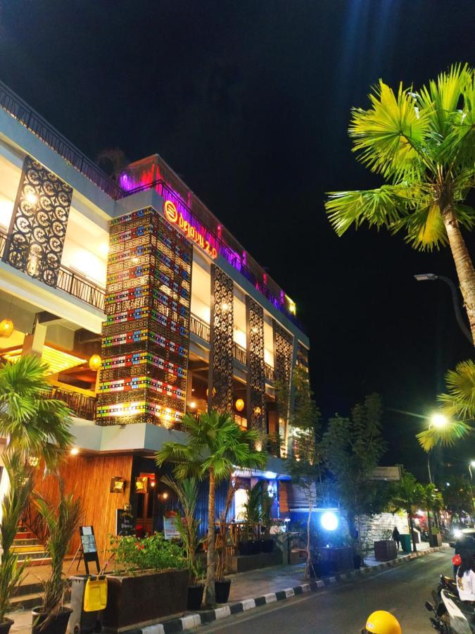 לבואן באג'ו Dejavu 2.0 Hotel Bajo Komodo מראה חיצוני תמונה
