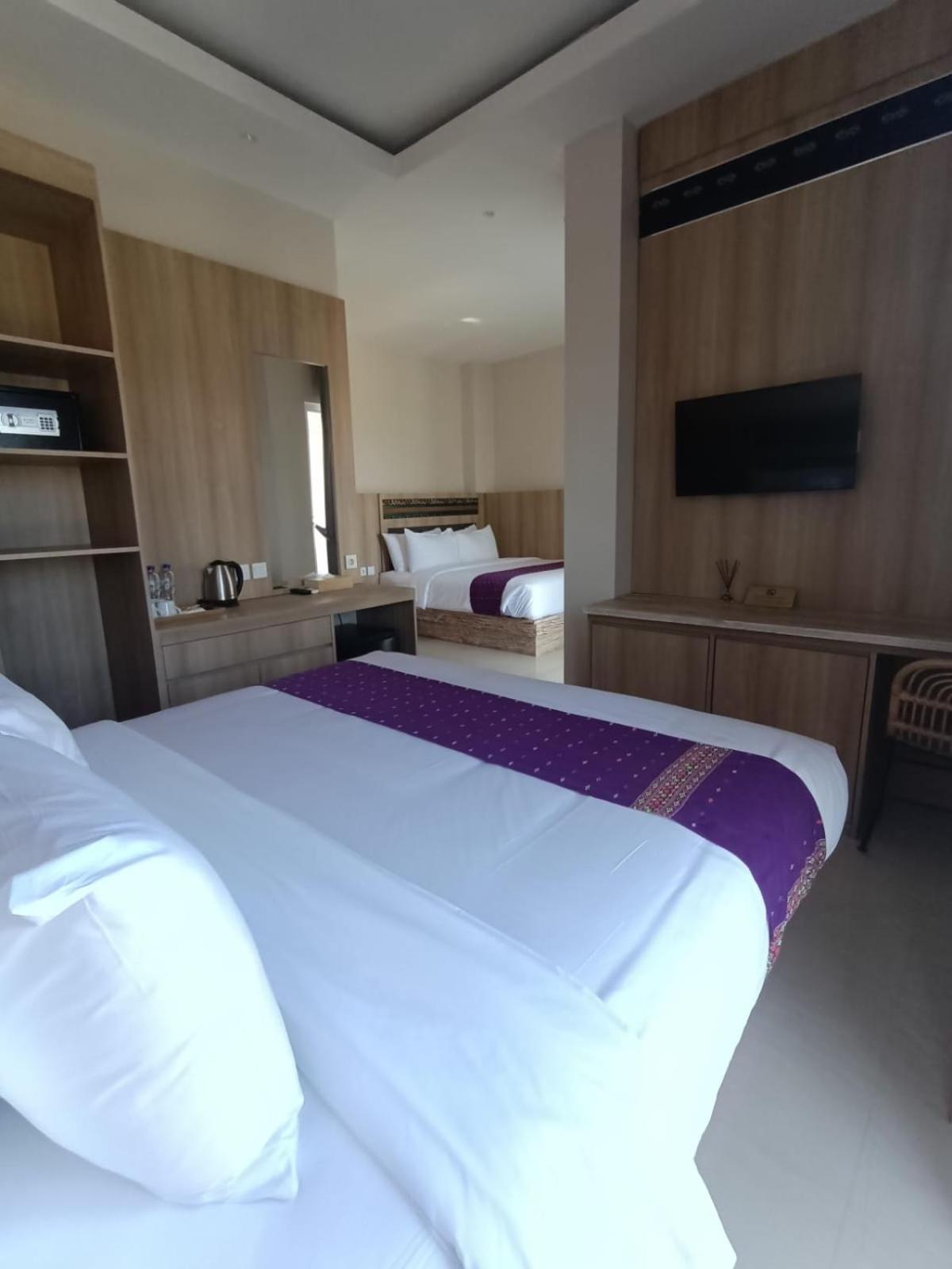 לבואן באג'ו Dejavu 2.0 Hotel Bajo Komodo מראה חיצוני תמונה