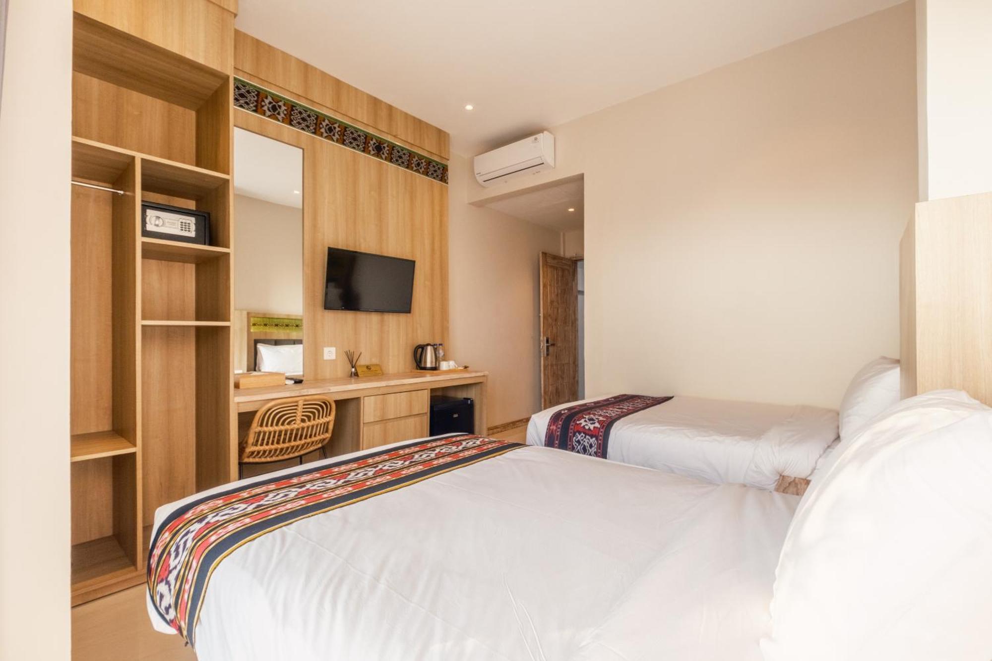 לבואן באג'ו Dejavu 2.0 Hotel Bajo Komodo מראה חיצוני תמונה